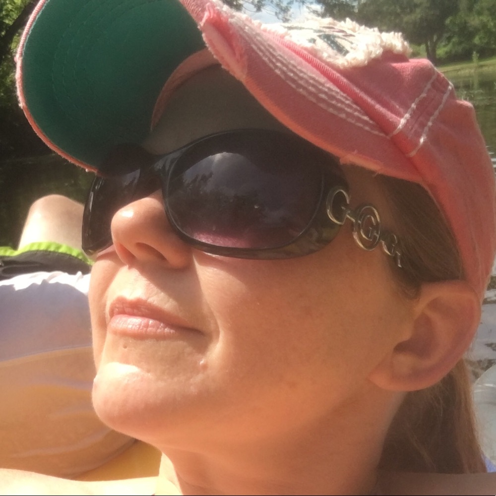 Meet your Posher, Sandra